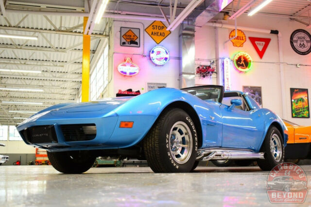 Chevrolet Corvette 1977 image number 9