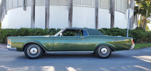 Lincoln Continental 1971 image number 11