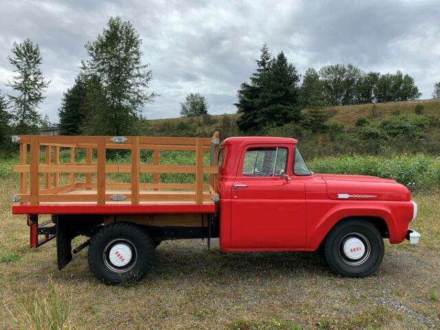 Ford F-250 1960 image number 1