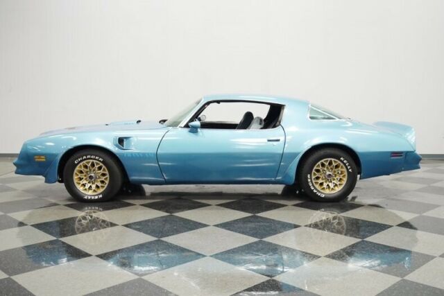 Pontiac Firebird 1977 image number 7