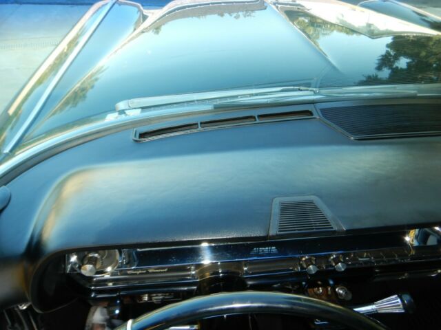 Cadillac Fleetwood 1964 image number 16