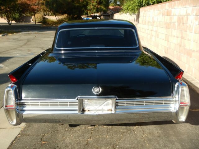 Cadillac Fleetwood 1964 image number 34