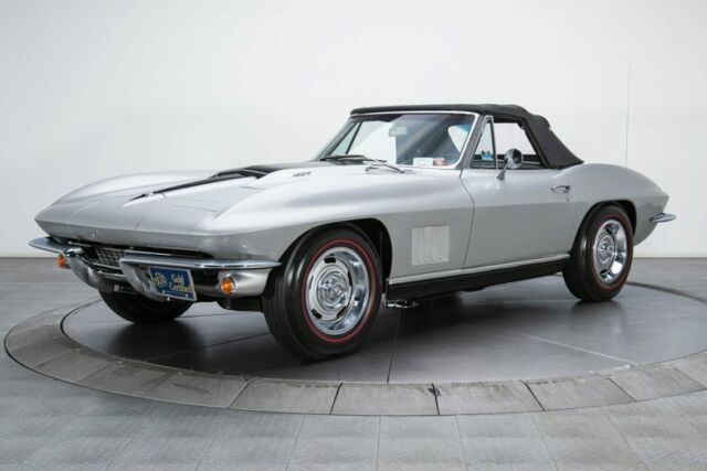 Chevrolet Corvette 1967 image number 30