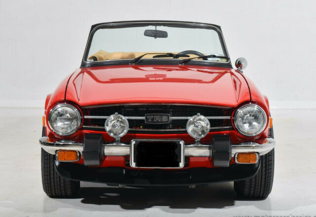 Triumph TR-6 1976 image number 1