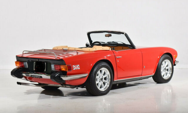 Triumph TR-6 1976 image number 28