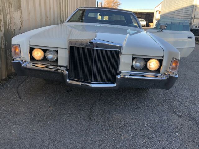 Lincoln Mark IV 1972 image number 0