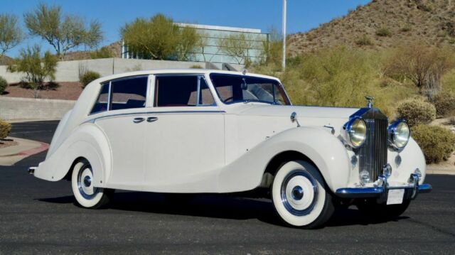 Rolls-Royce Silver Wraith 1951 image number 7