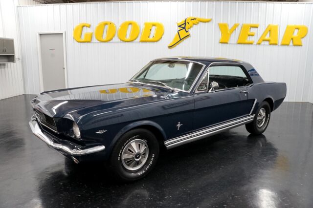 Ford Mustang 1965 image number 1