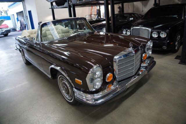 Mercedes-Benz 280SE 3.5 V8 Cabriolet 1971 image number 30