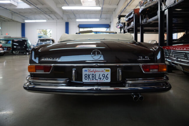 Mercedes-Benz 280SE 3.5 V8 Cabriolet 1971 image number 35