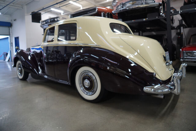 Bentley R-Type 4 1/2 Litre Big Bore LHD Saloon 1953 image number 34