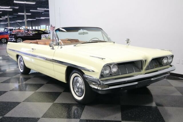 Pontiac Bonneville 1961 image number 17