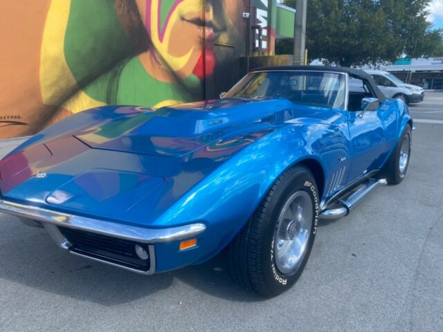 Chevrolet Corvette 1969 image number 14