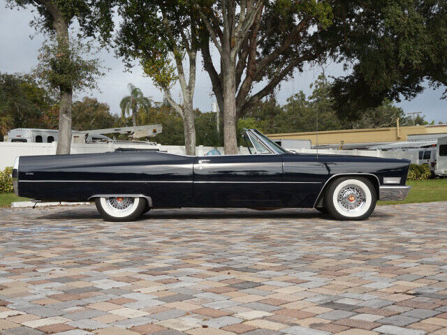 Cadillac Coupe 1967 image number 29