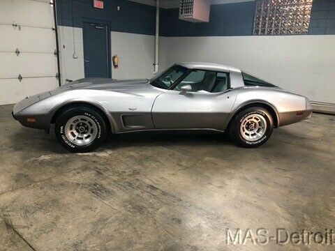 Chevrolet Corvette 1978 image number 1