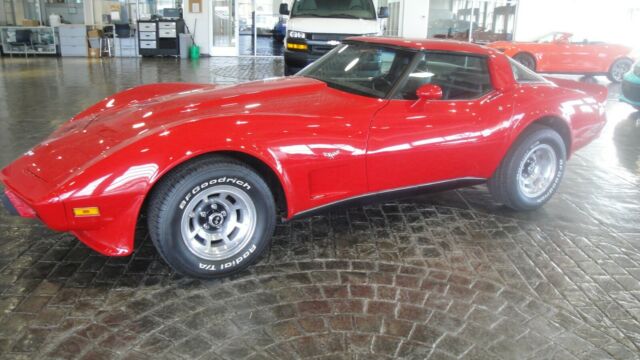 Chevrolet Corvette 1979 image number 0