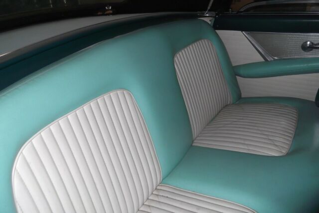 Ford Thunderbird 1955 image number 22