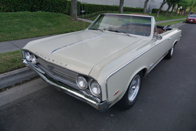 Oldsmobile Cutlass 442 Tribute V8 Convertible 1964 image number 28