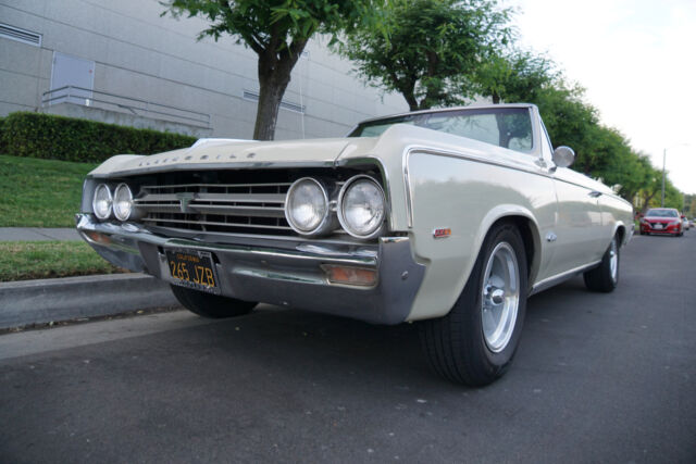 Oldsmobile Cutlass 442 Tribute V8 Convertible 1964 image number 29