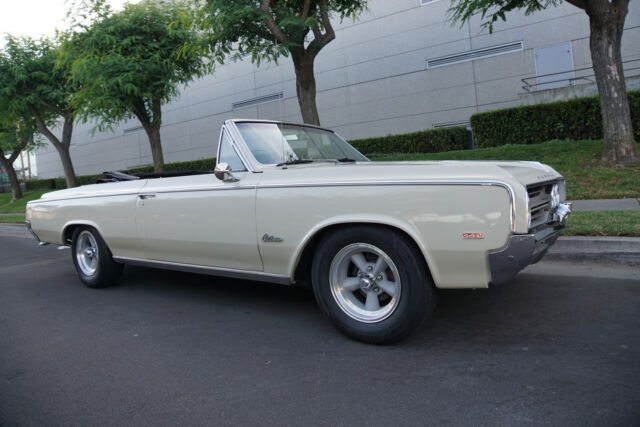 Oldsmobile Cutlass 442 Tribute V8 Convertible 1964 image number 6