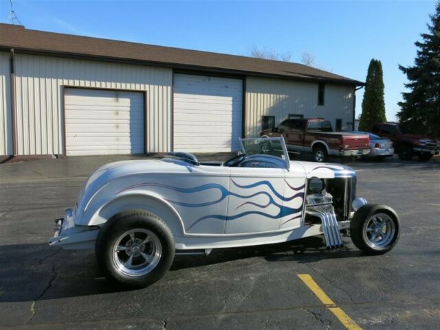 Ford Roadster, Removable Top, 1932 image number 36