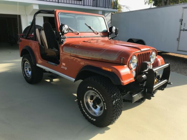 Jeep CJ 1976 image number 0