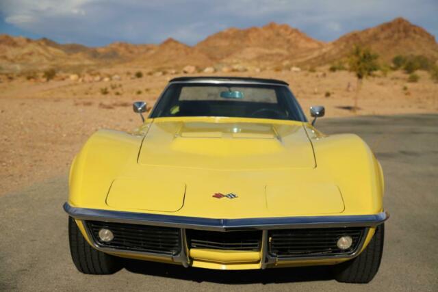 Chevrolet Corvette 1969 image number 15