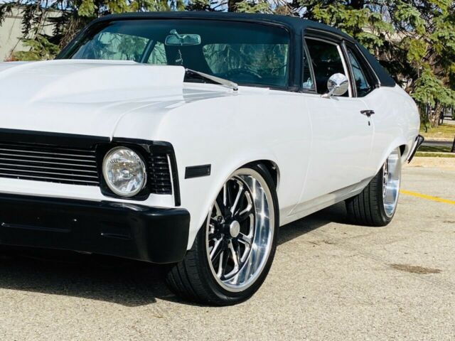 Chevrolet Nova 1972 image number 2