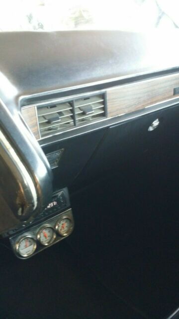 Cadillac DeVille 1969 image number 6