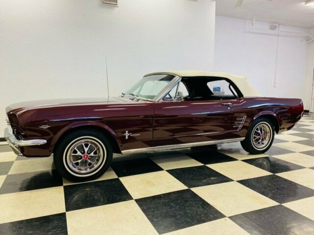 Ford Mustang 1966 image number 14