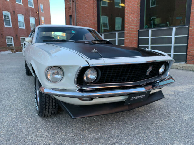 Ford Mustang 1969 image number 2