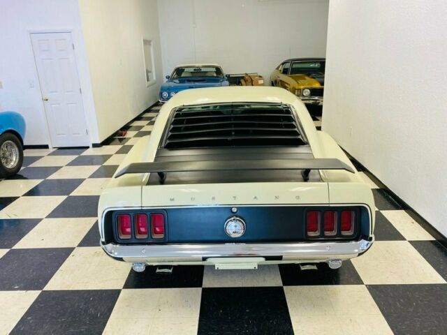 Ford Mustang 1970 image number 42