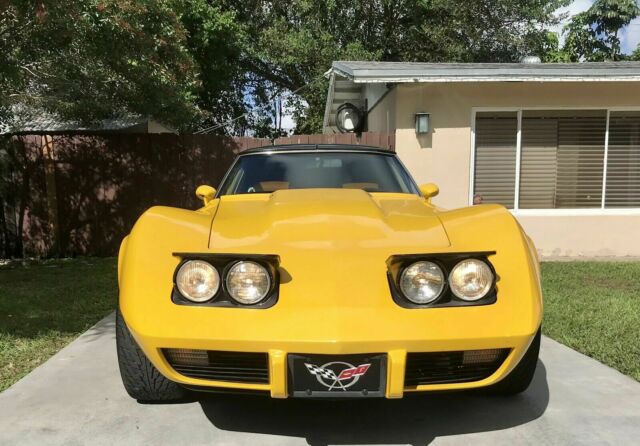 Chevrolet Corvette 1979 image number 2