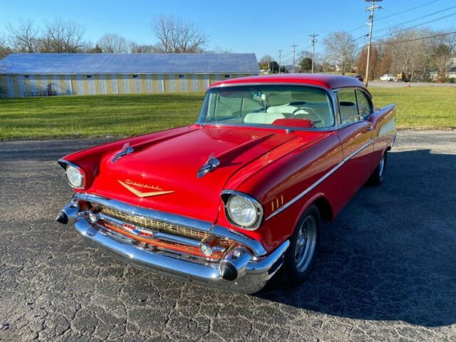 Chevrolet Bel Air/150/210 1957 image number 27