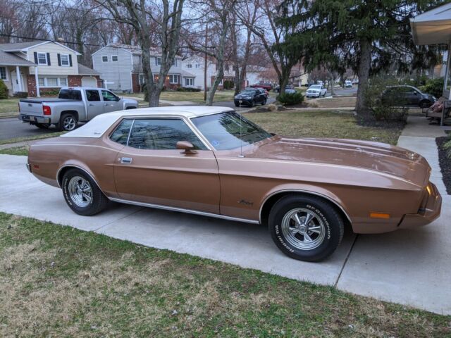 Ford Mustang 1973 image number 21