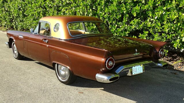 Ford Thunderbird 1957 image number 31