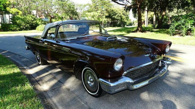 Ford Thunderbird 1957 image number 32