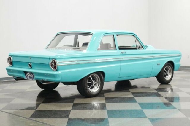 Ford Falcon 1965 image number 13