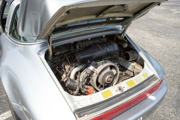 Porsche 911 1976 image number 25