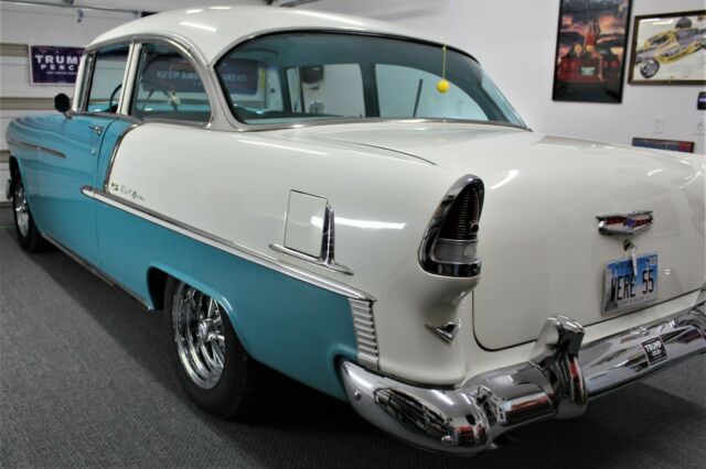 Chevrolet Bel Air/150/210 1955 image number 37