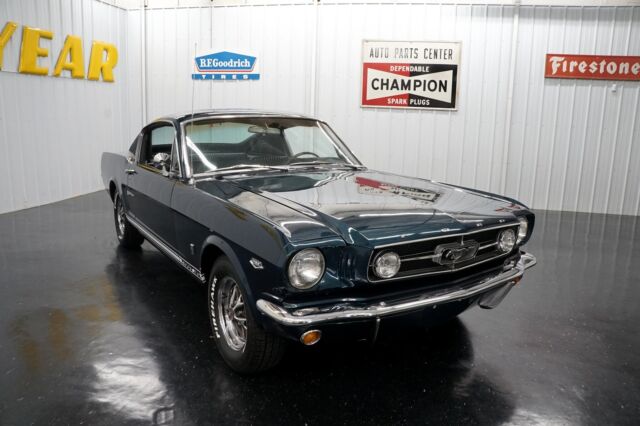 Ford Mustang 1965 image number 20