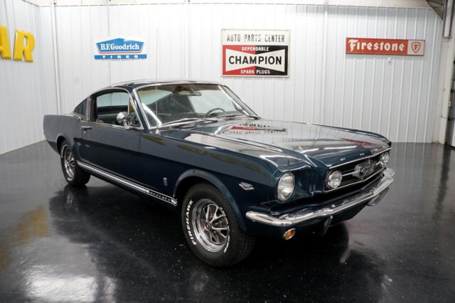 Ford Mustang 1965 image number 7