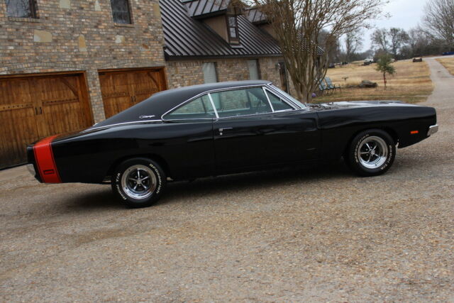 Dodge Charger 1969 image number 32