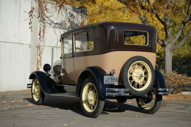 Ford Model A 1929 image number 2