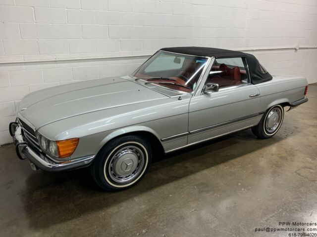 Mercedes-Benz SL-Class 1972 image number 10