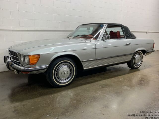 Mercedes-Benz SL-Class 1972 image number 19