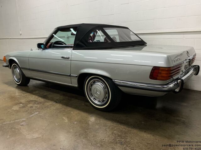 Mercedes-Benz SL-Class 1972 image number 20