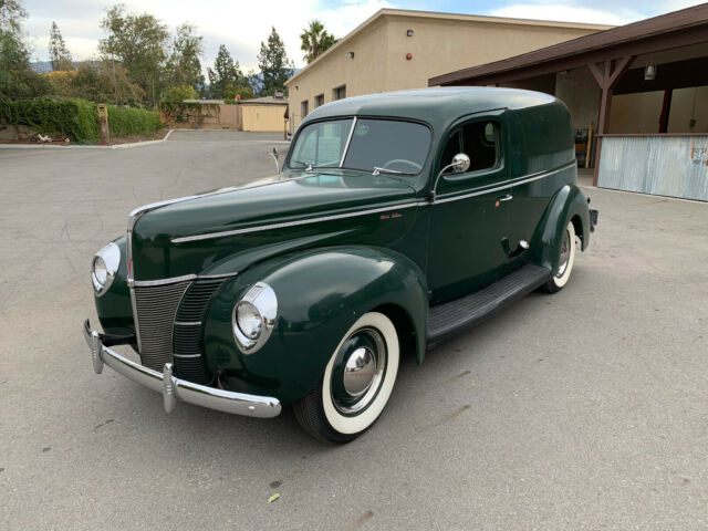 Ford Deluxe Sedan Delivery 1940 image number 0