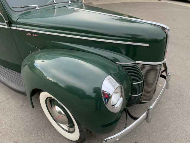 Ford Deluxe Sedan Delivery 1940 image number 9