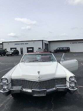 Cadillac DeVille 1965 image number 46